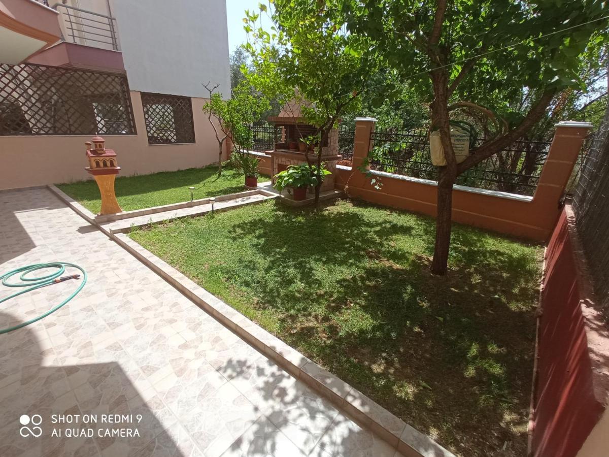 Maria Lux Apartments Vólos Extérieur photo