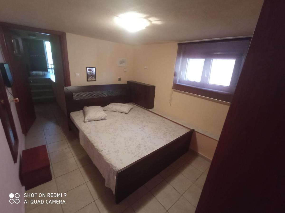 Maria Lux Apartments Vólos Extérieur photo