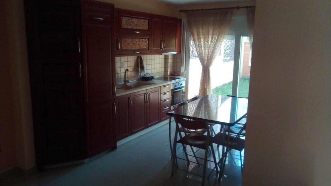 Maria Lux Apartments Vólos Extérieur photo