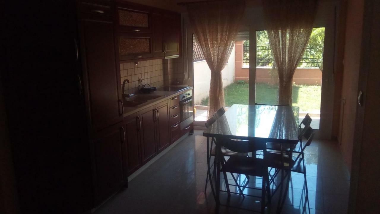 Maria Lux Apartments Vólos Extérieur photo