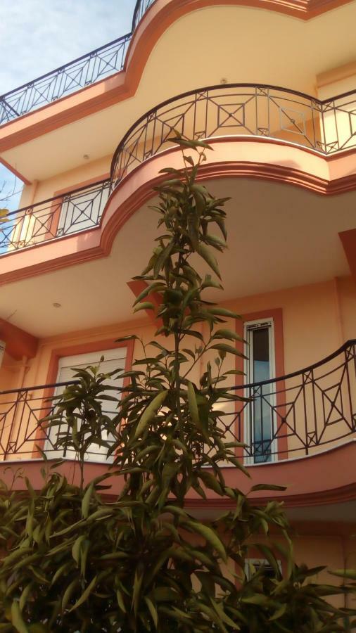 Maria Lux Apartments Vólos Extérieur photo